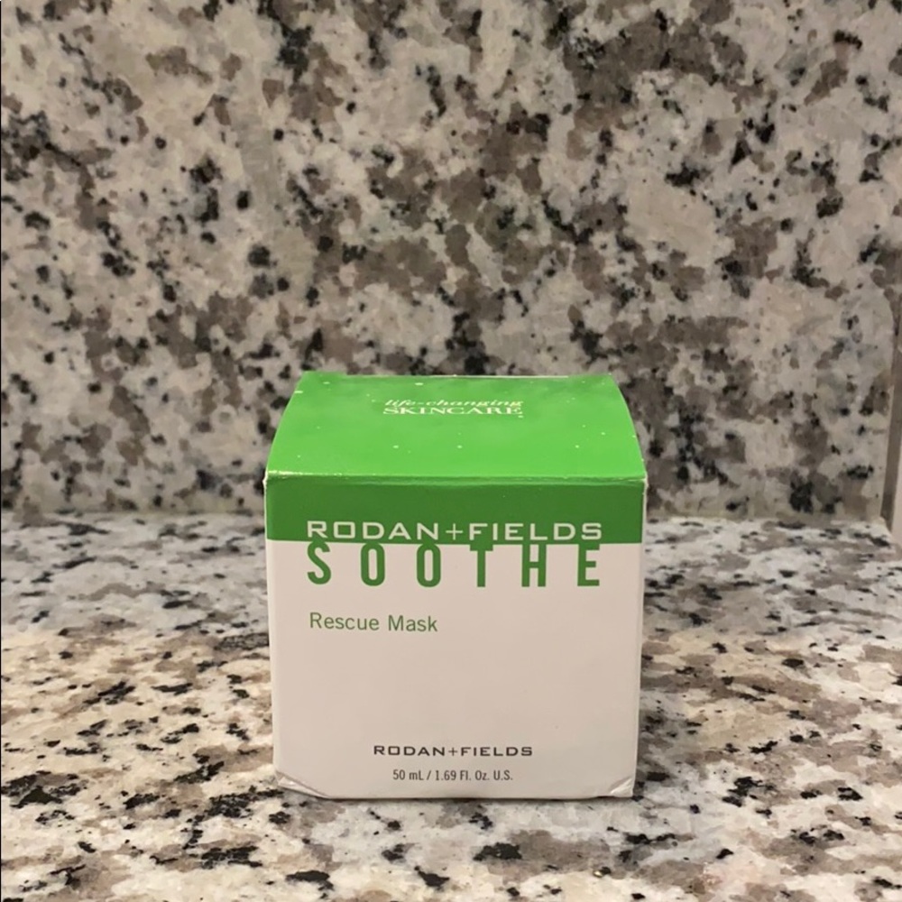 Rodan and Fields Face Mask